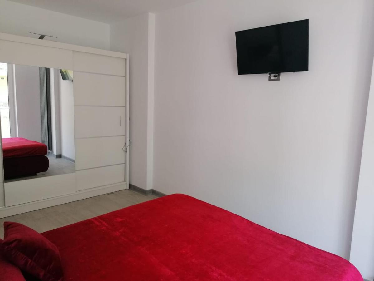 Red.96 Apartment นาโวดาริ ภายนอก รูปภาพ